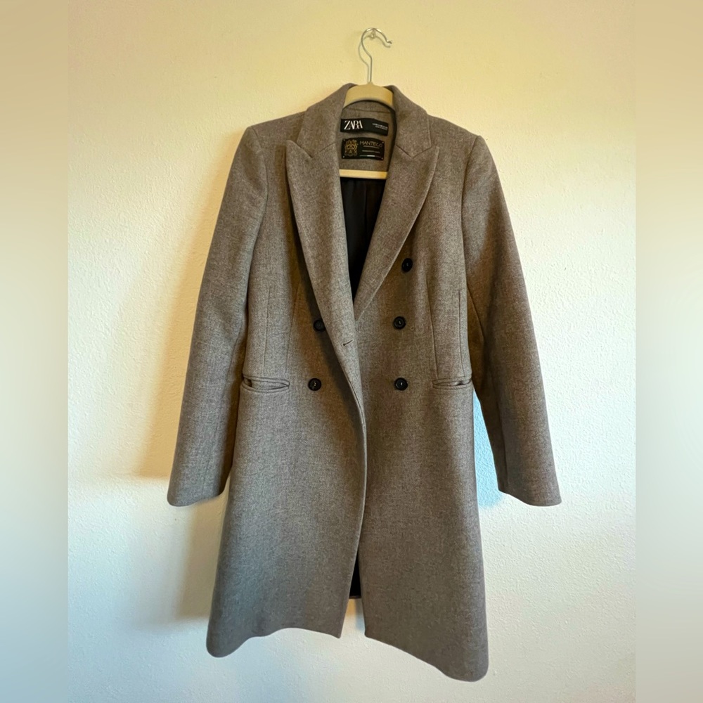 Zara coat LIKE NEW